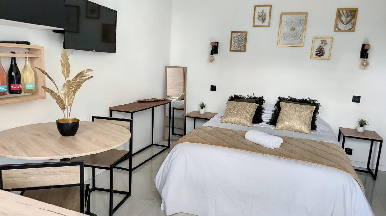 Les Pierres De La Massane - Vue Sur Les Alberes Apartment Argeles-sur-Mer Room photo